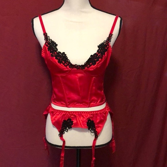 Corset and garter set by Intimates from Fredricks - Picture 1 of 3